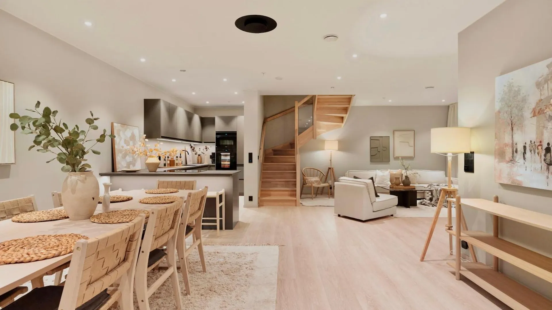 Luxurious Villa In The Heart Of Bergen With Private Parking