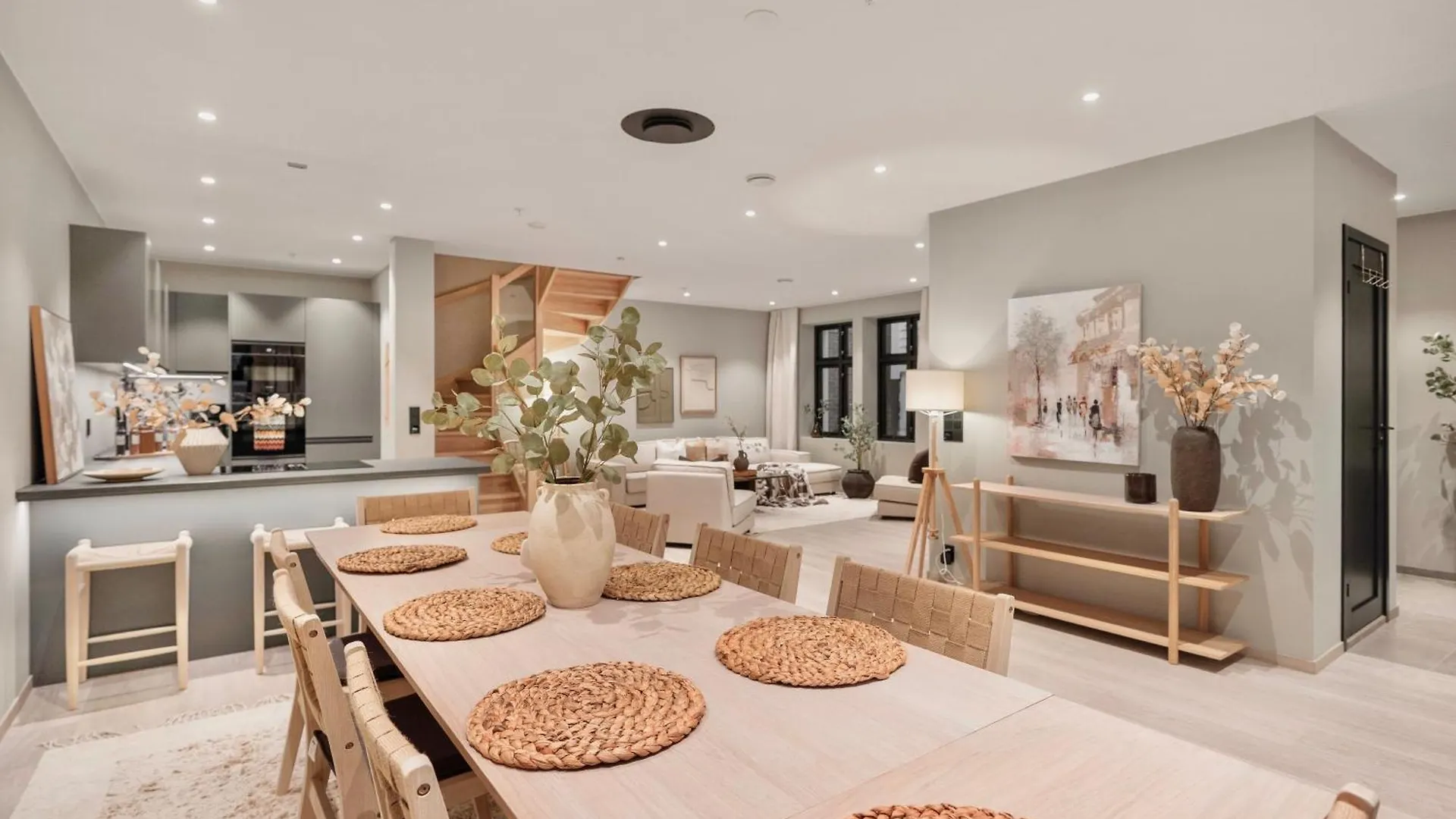 Luxurious Villa In The Heart Of Bergen With Private Parking